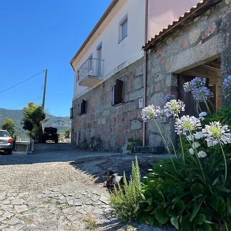 아파트 Casa Da Laija By Interhome